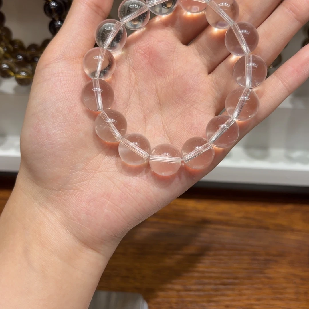 水晶手串未镶嵌皮**?白水