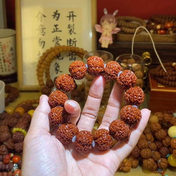 吊坠金刚菩提206玉化爆肉