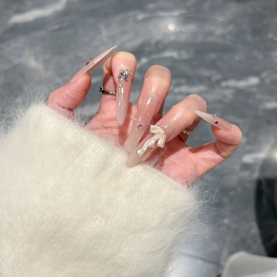 【蜜桃软糖】柚米穿戴甲 奶油蝴蝶结纯欲温柔显白可卸美甲贴穿戴甲