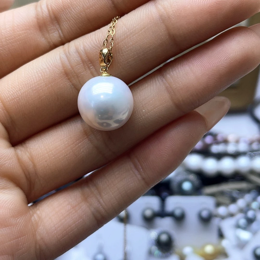 淡水珍珠颈饰18K金镶嵌