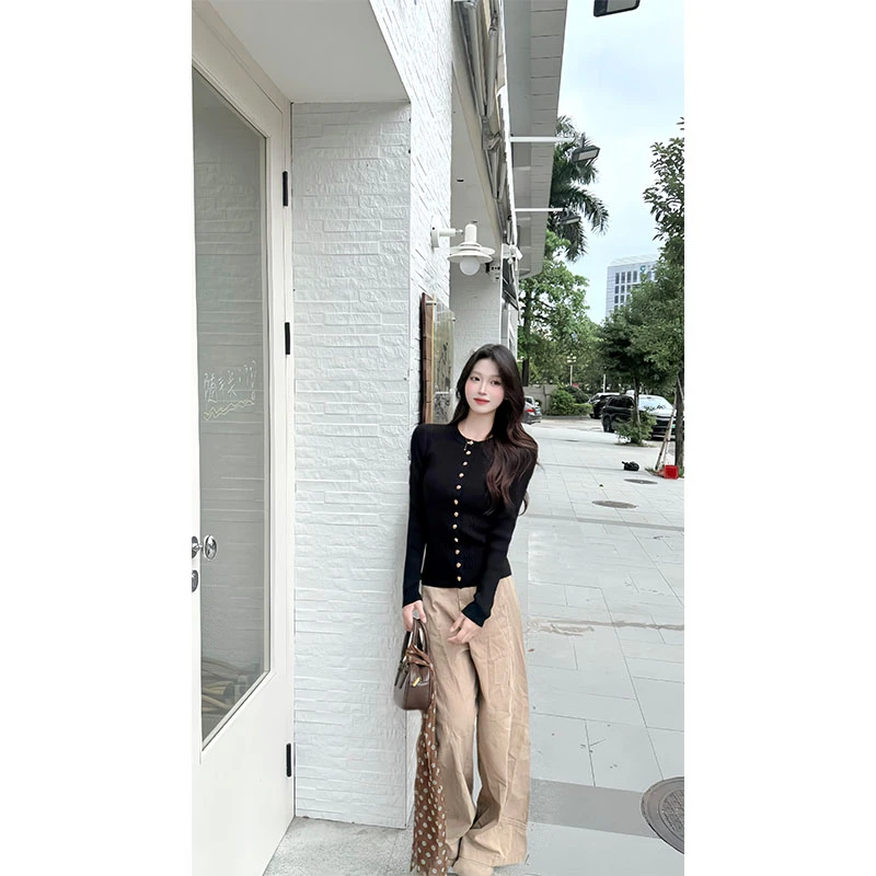 2025慵懒风时尚复古休闲纽扣设计长袖黑色上衣高腰垂感直筒裤套装