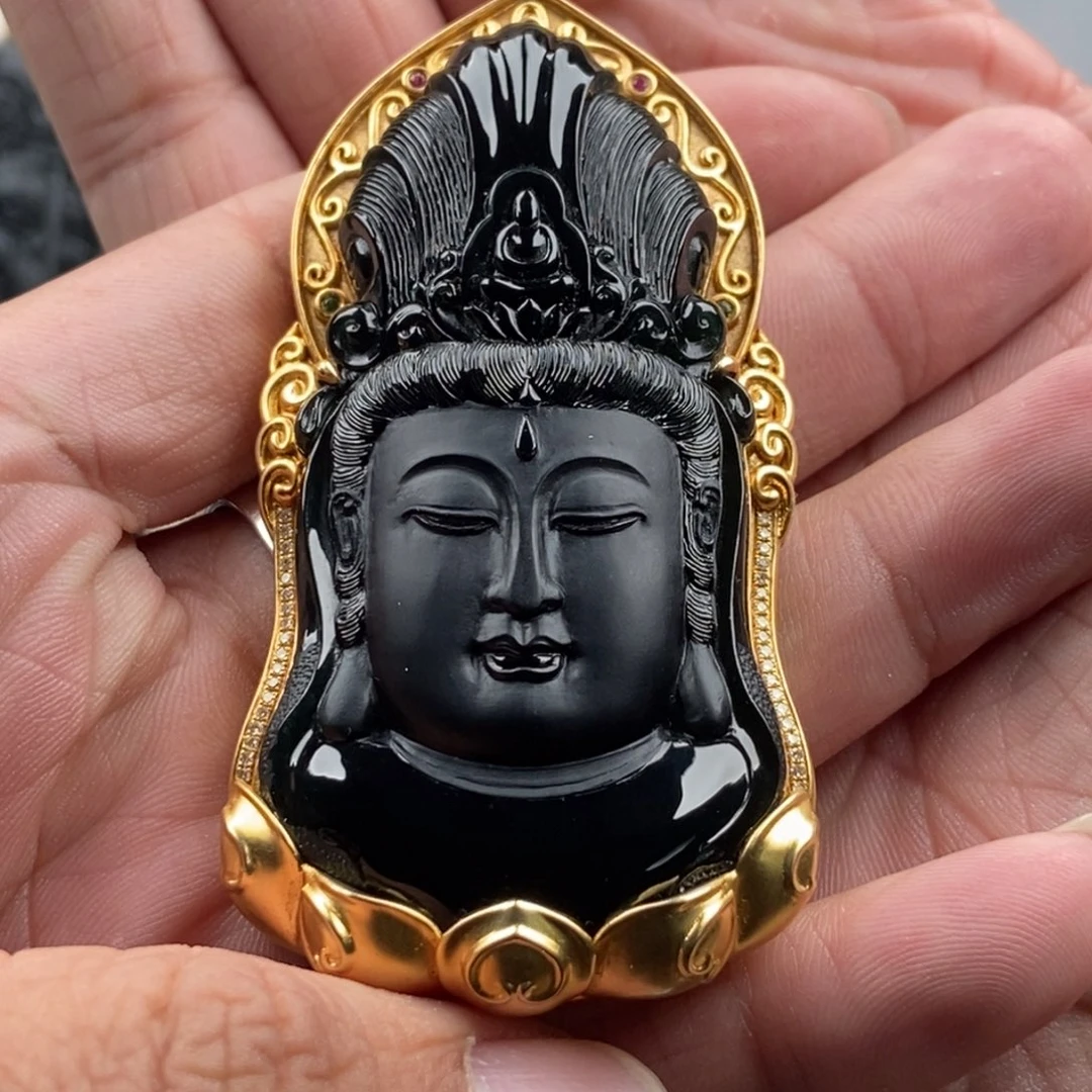 颈饰18K金镶嵌翡翠修**性观音