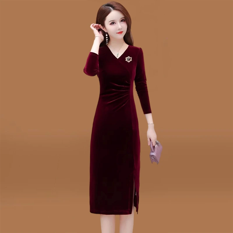 红色金丝绒连衣裙女春秋新款包臀中长款喜婆婆婚宴装妈妈婚礼礼服