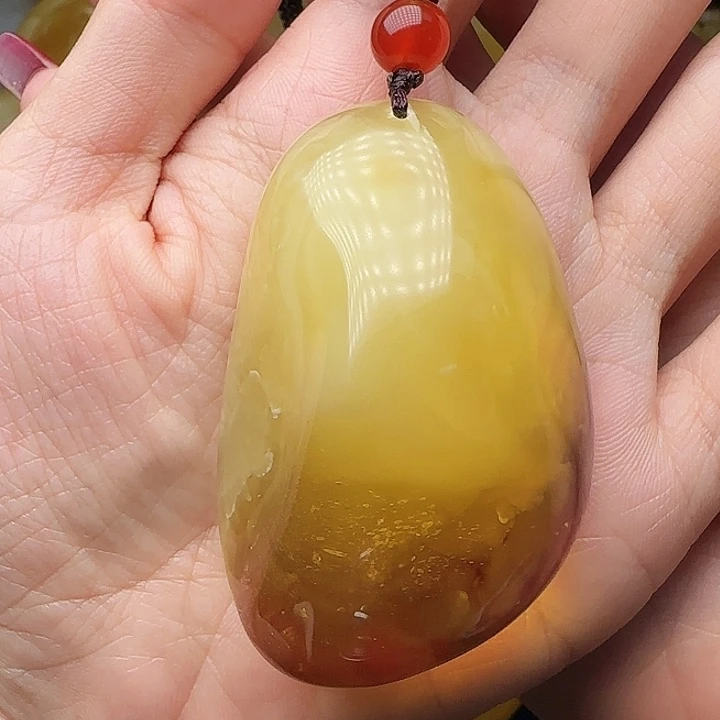 琥珀未镶嵌手链吊坠