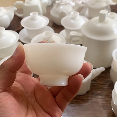 还问我们在哪儿上班嘛呢