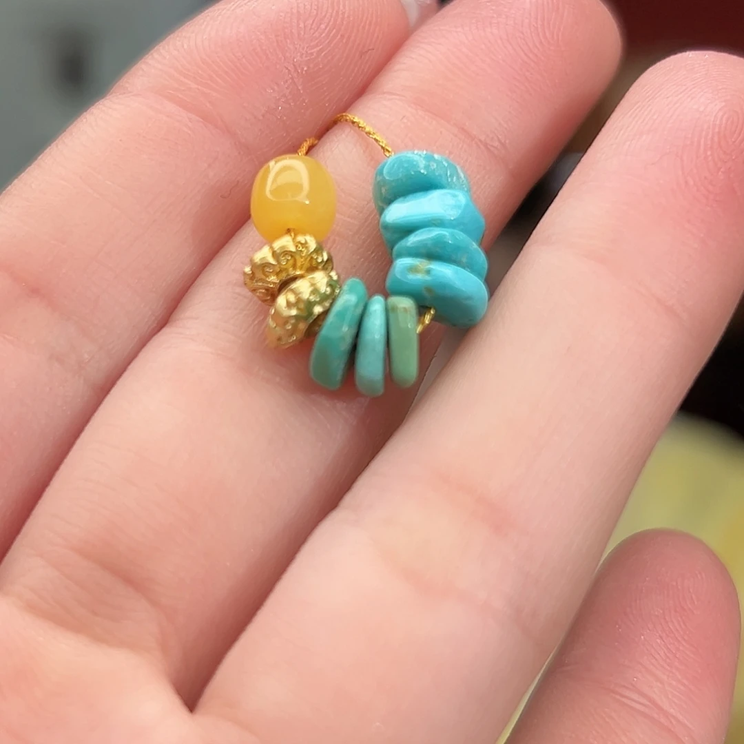 蜜蜡未镶嵌珠宝奇石