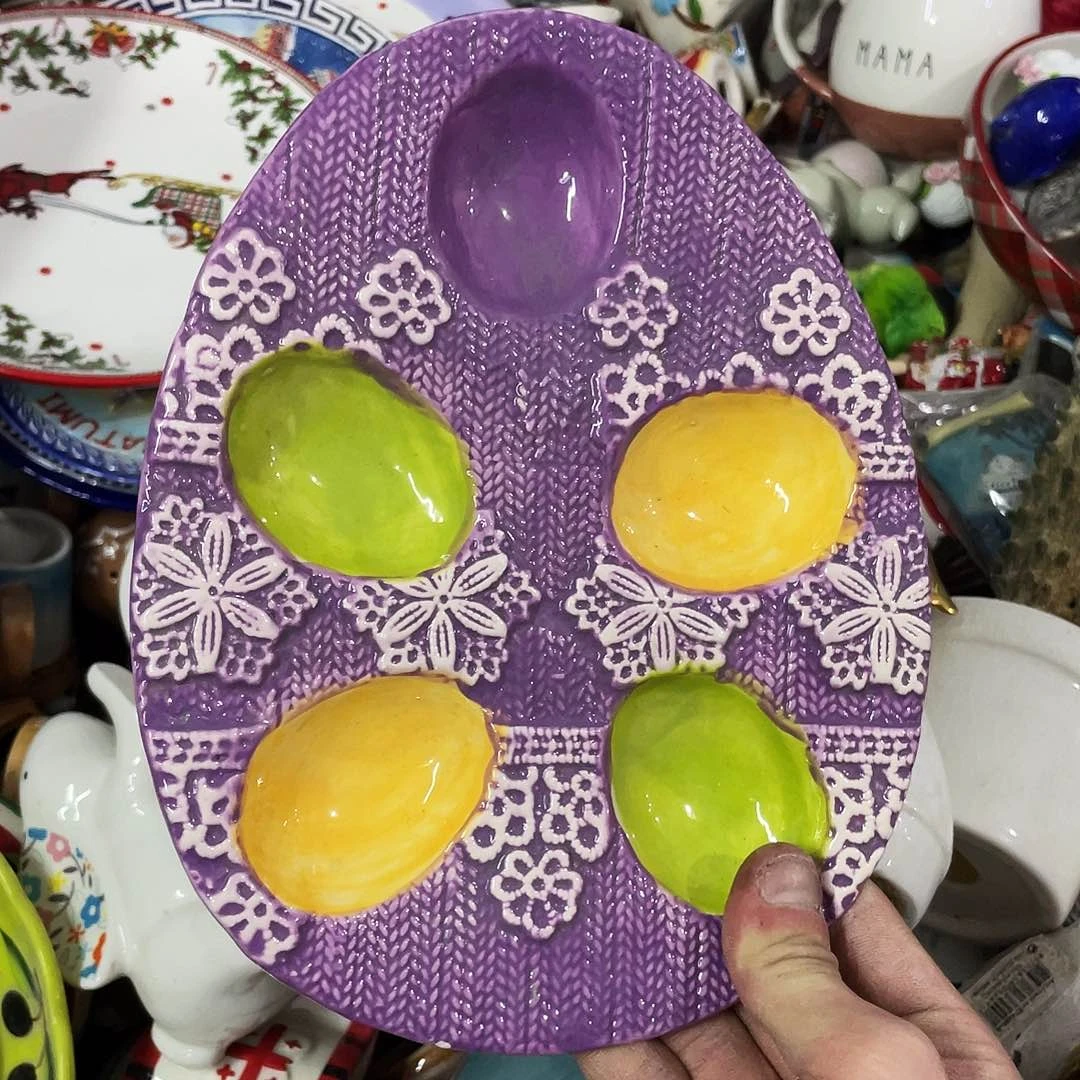 摆件 磕碰。封釉。