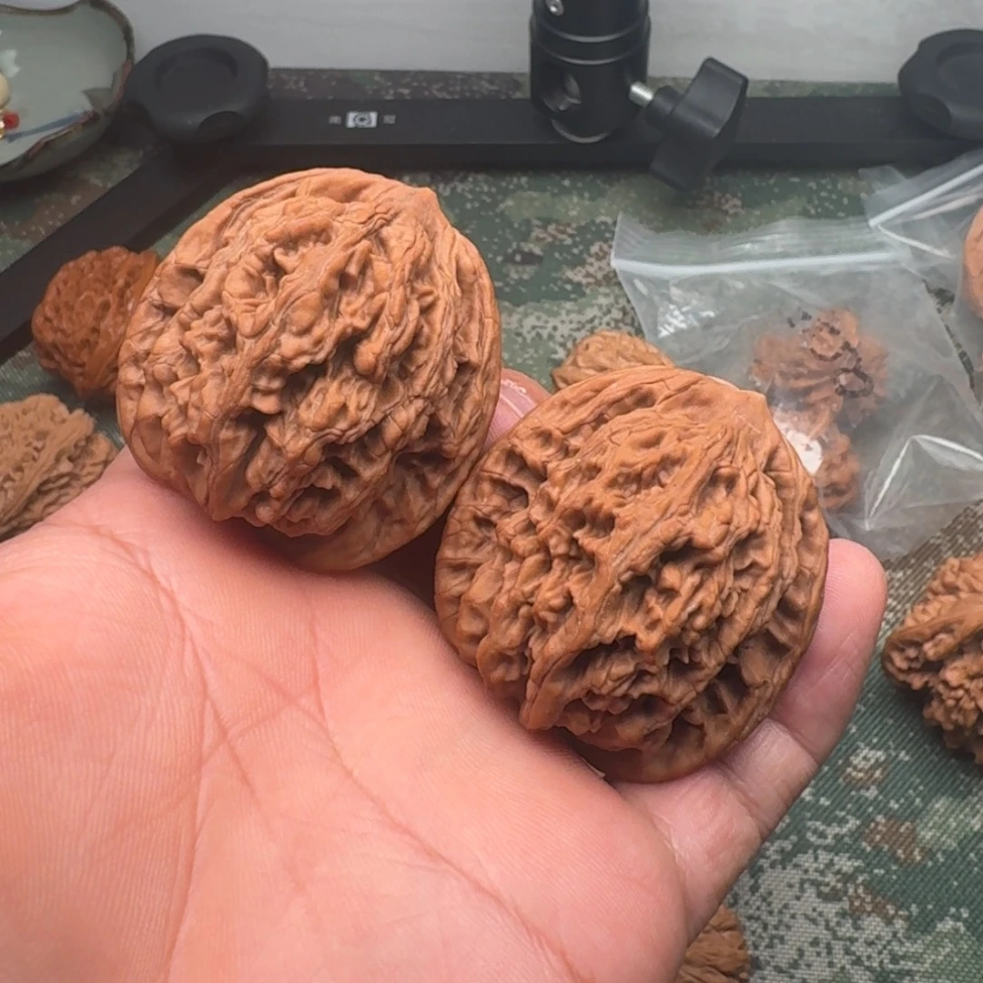 ****.核桃文玩核桃虎头44