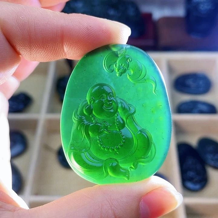 蛇纹石玉未镶嵌挂件