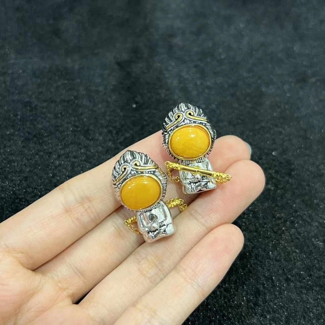 【铭记珠宝】S925银镶蜜蜡吊坠29-DM42H17【多样性发一件】