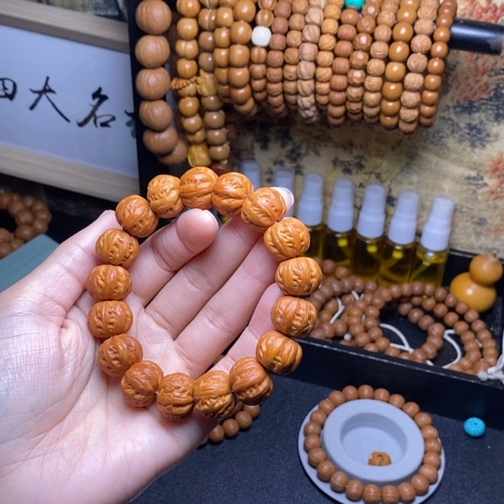 吊坠猴头核桃京八棱