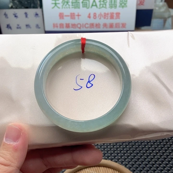 翡翠未镶嵌手镯翡翠未镶嵌手镯福利1