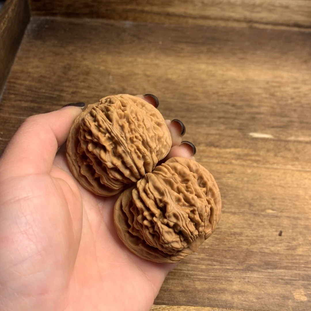 【闪购商品】文玩核桃吊坠易*楊悍高楼