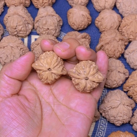 【闪购商品】吊坠文玩核桃京公子35