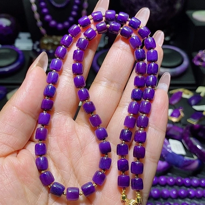 未镶嵌苏纪石（舒俱来）项链