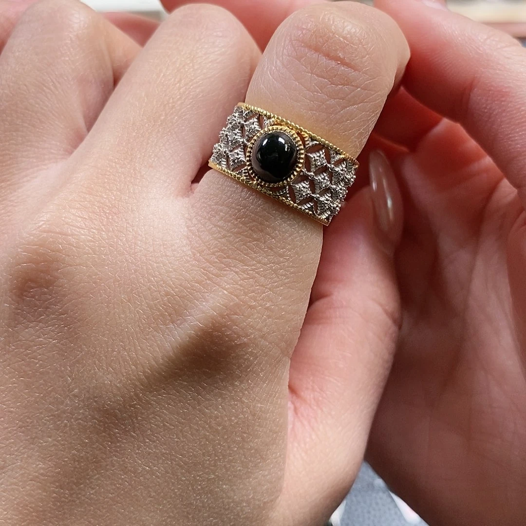 翡翠戒指18K金镶嵌1。