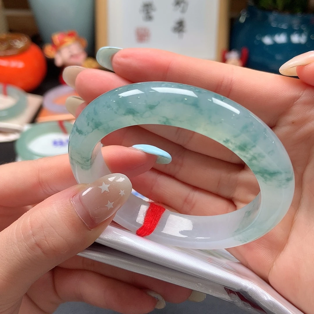 翡翠未镶嵌手镯冰飘花43号