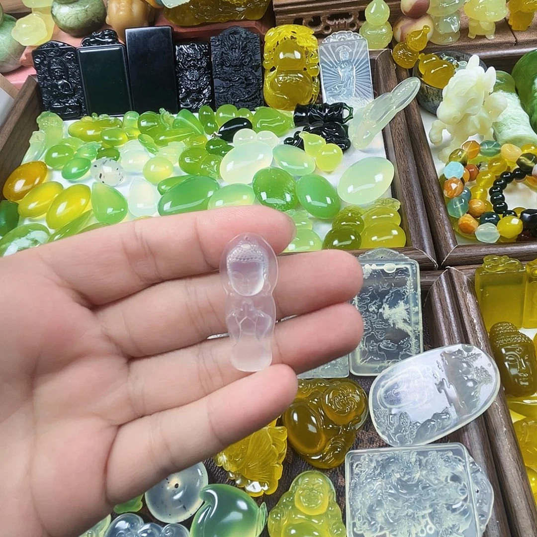 岫玉未镶嵌吊坠(不含链)