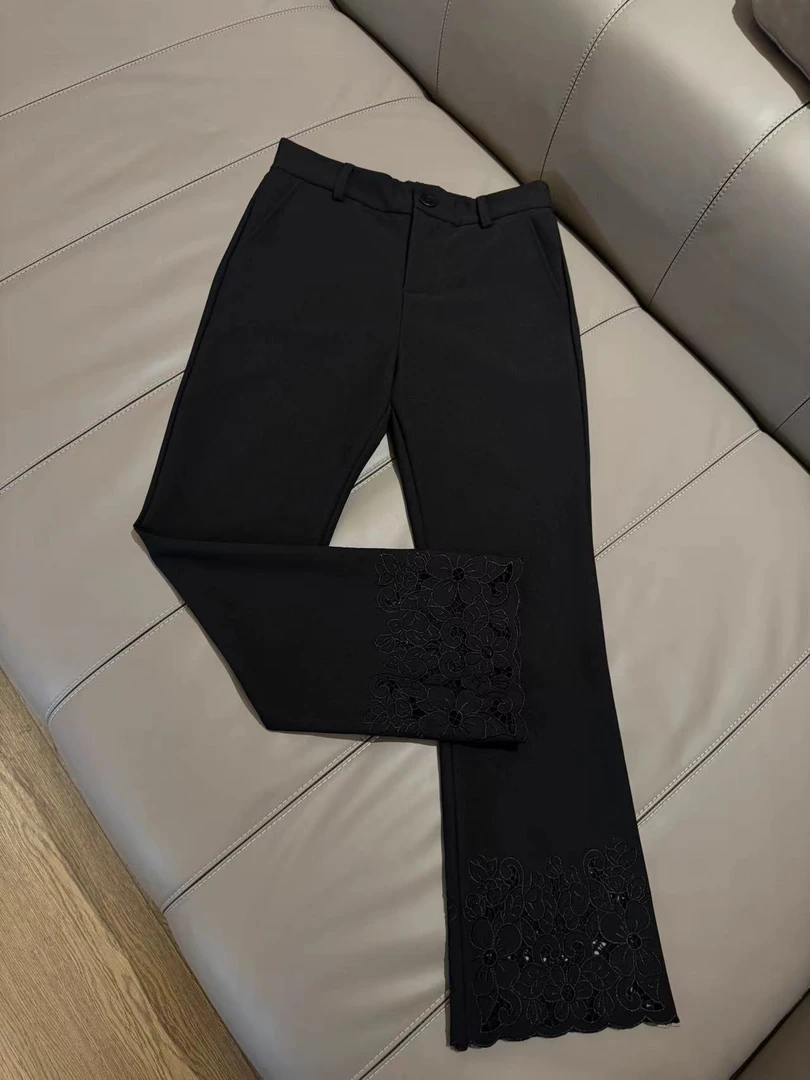 （李老板）高定设计师款 镂空刺绣显瘦小黑裤（裤长90左右）