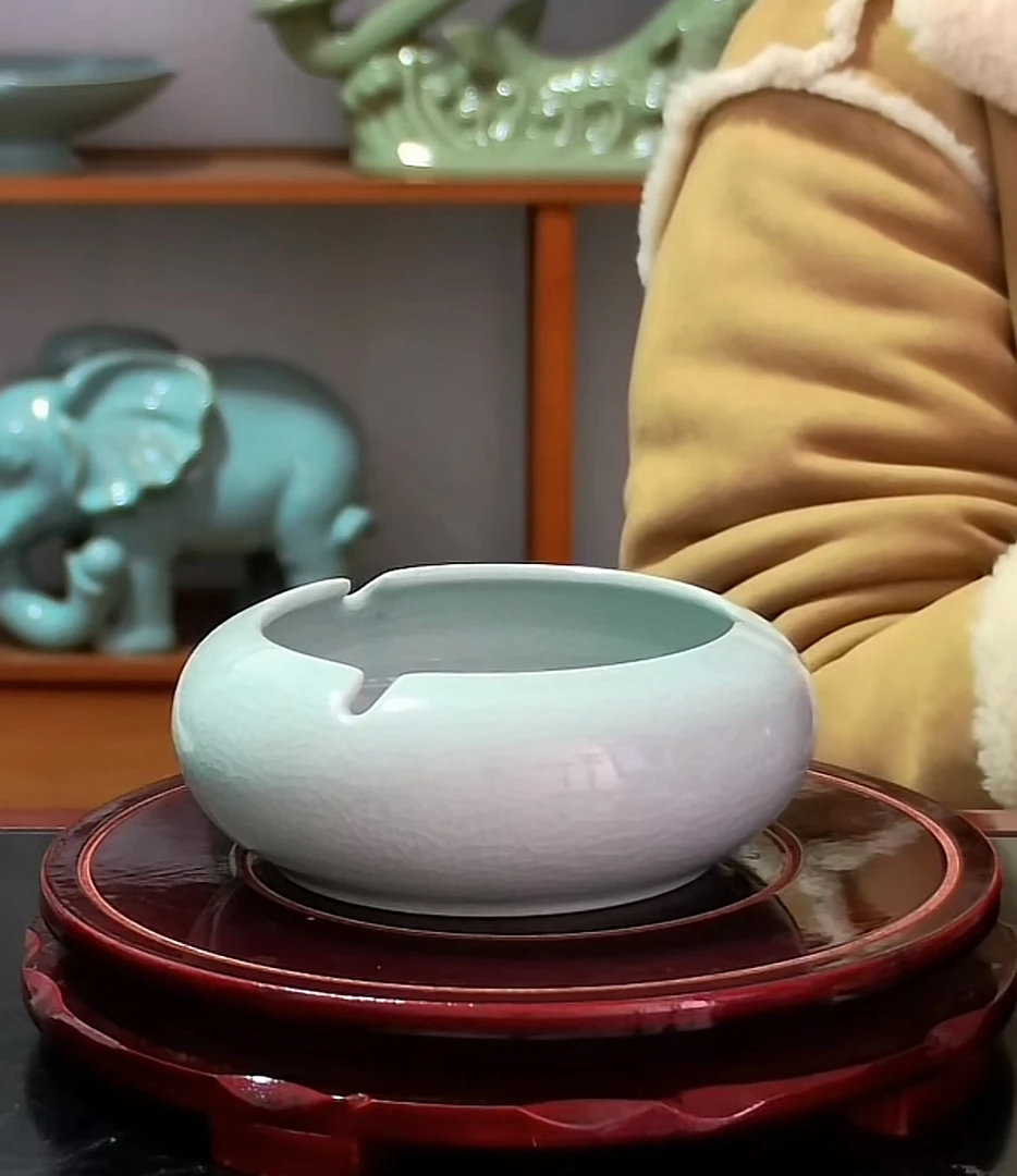 粉青釉汝瓷烟灰缸简装陶瓷