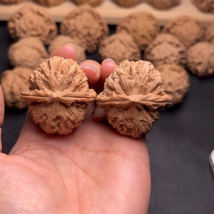 把件文玩核桃39三角白克重40