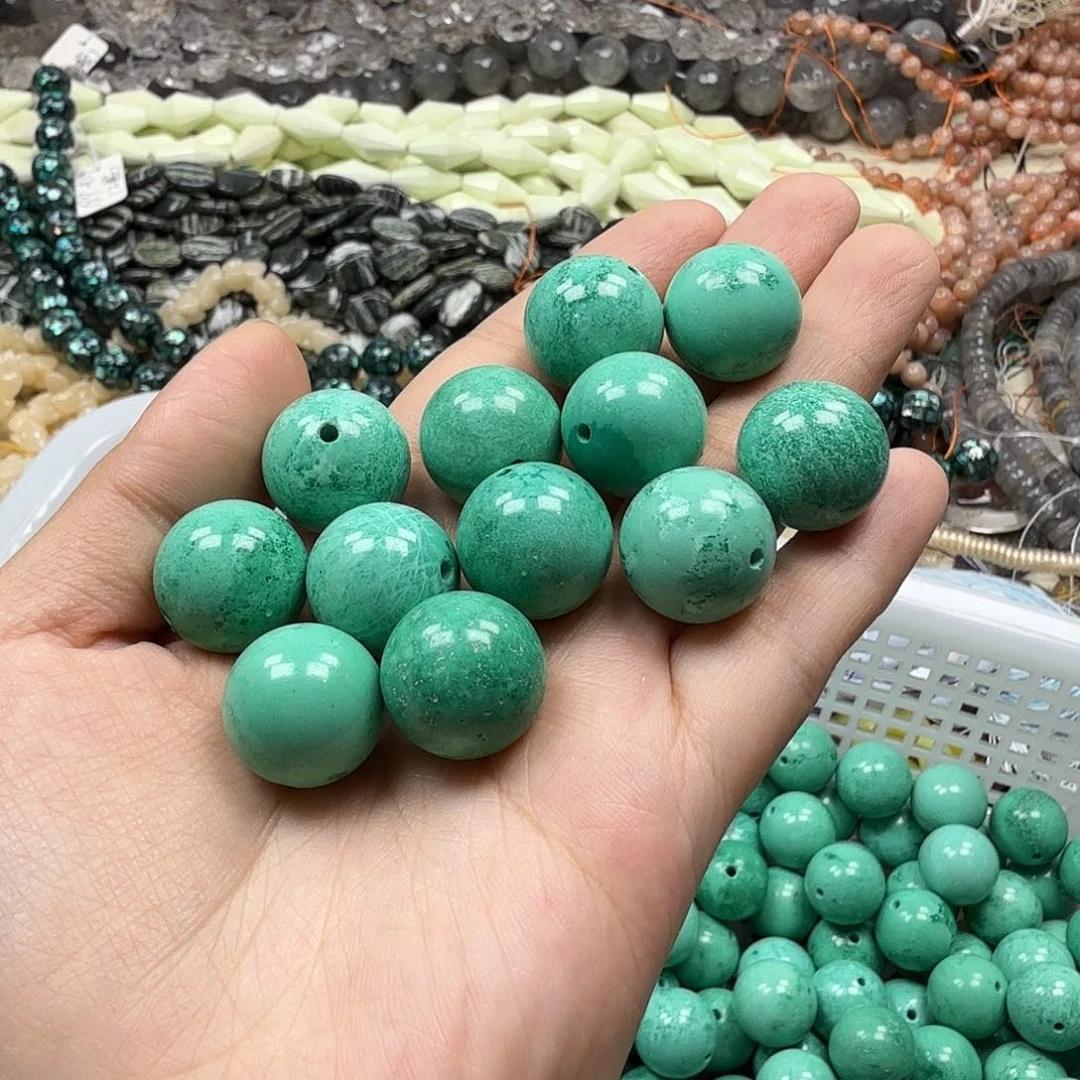 水晶珠宝半成品未镶嵌卡16蒙松（35颗）