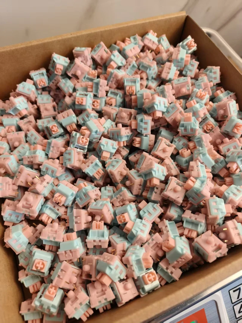 五针脚！麻将音线性！客制化机械键盘粉霞轴厂润到手即用热插拔轴体