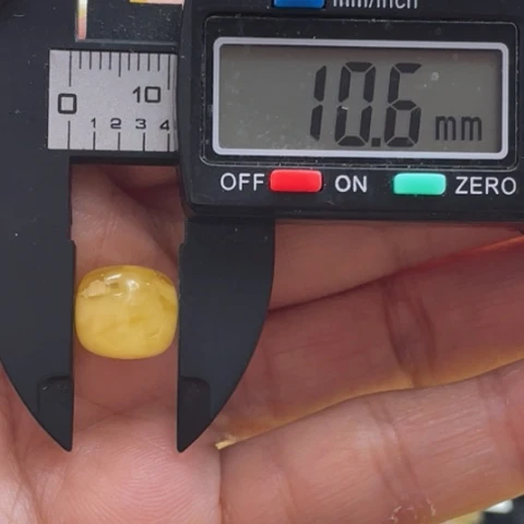 【闪购商品】裸石蜜蜡未镶嵌27杂