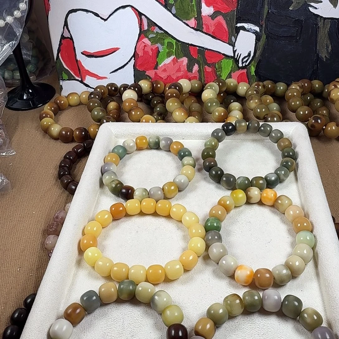 吊坠菩提根/象牙果五彩缤纷