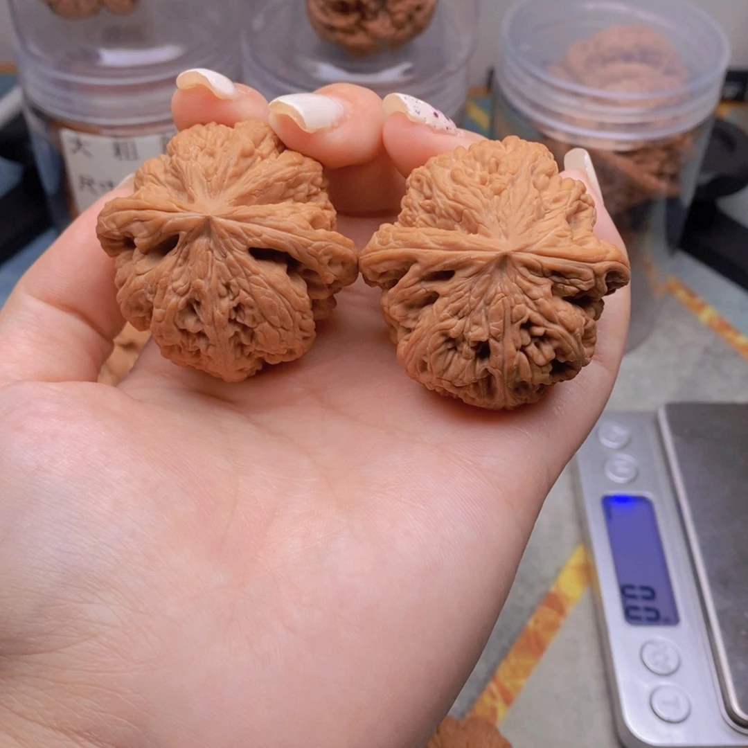 文玩核桃吊坠粗筋精品对44