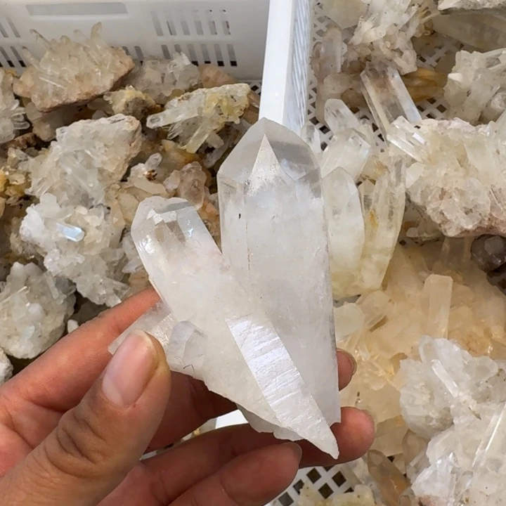 海***记未镶嵌水晶珠宝半成品