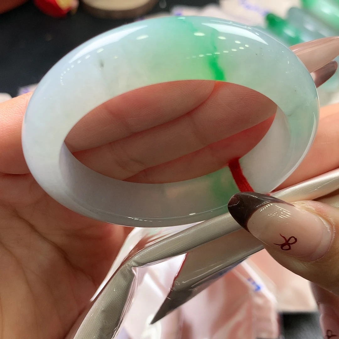 翡翠未镶嵌手镯47号