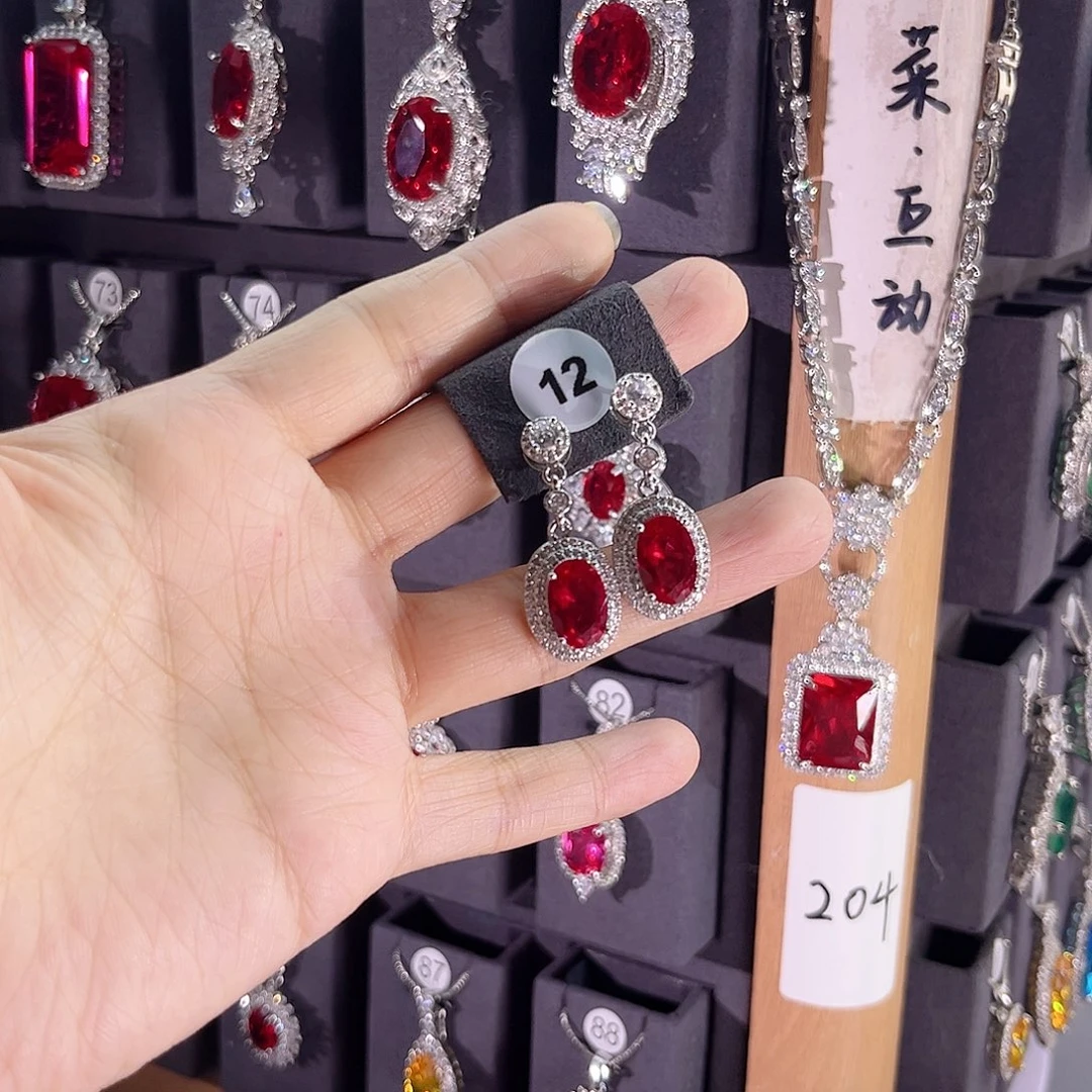 银S925镶嵌耳饰红宝石