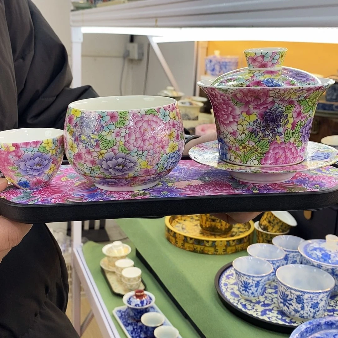 盖碗里加少油放凉开水里