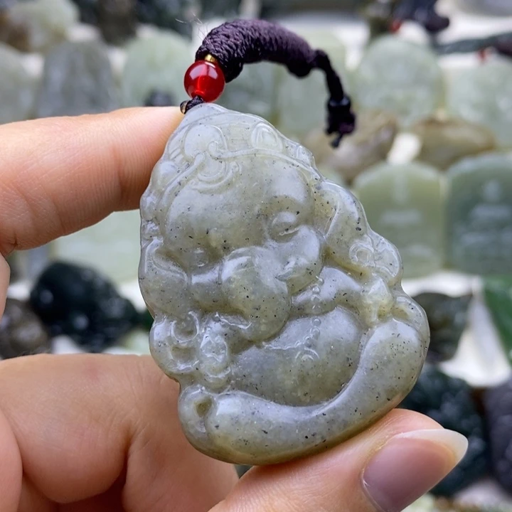 颈饰未镶嵌和田玉