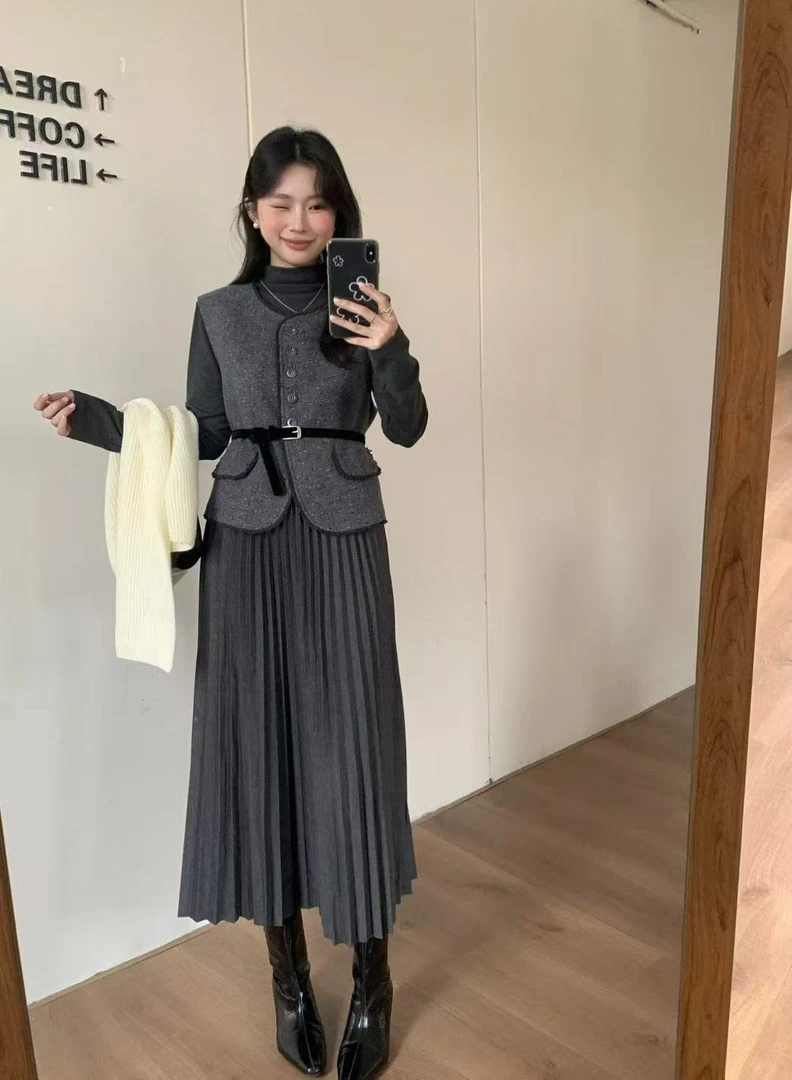 【阿婷家】9250秋季上新马甲压褶两件套