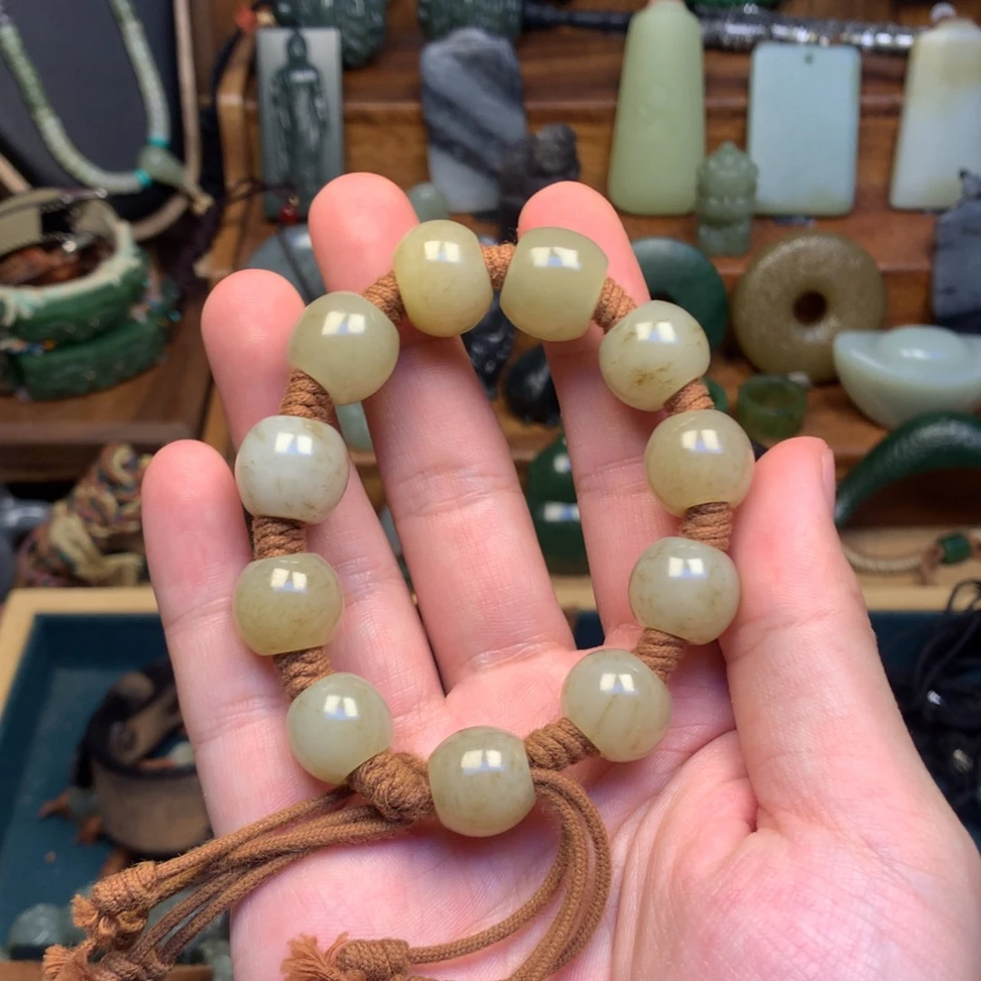 和田玉（糖玉）未镶嵌挂件