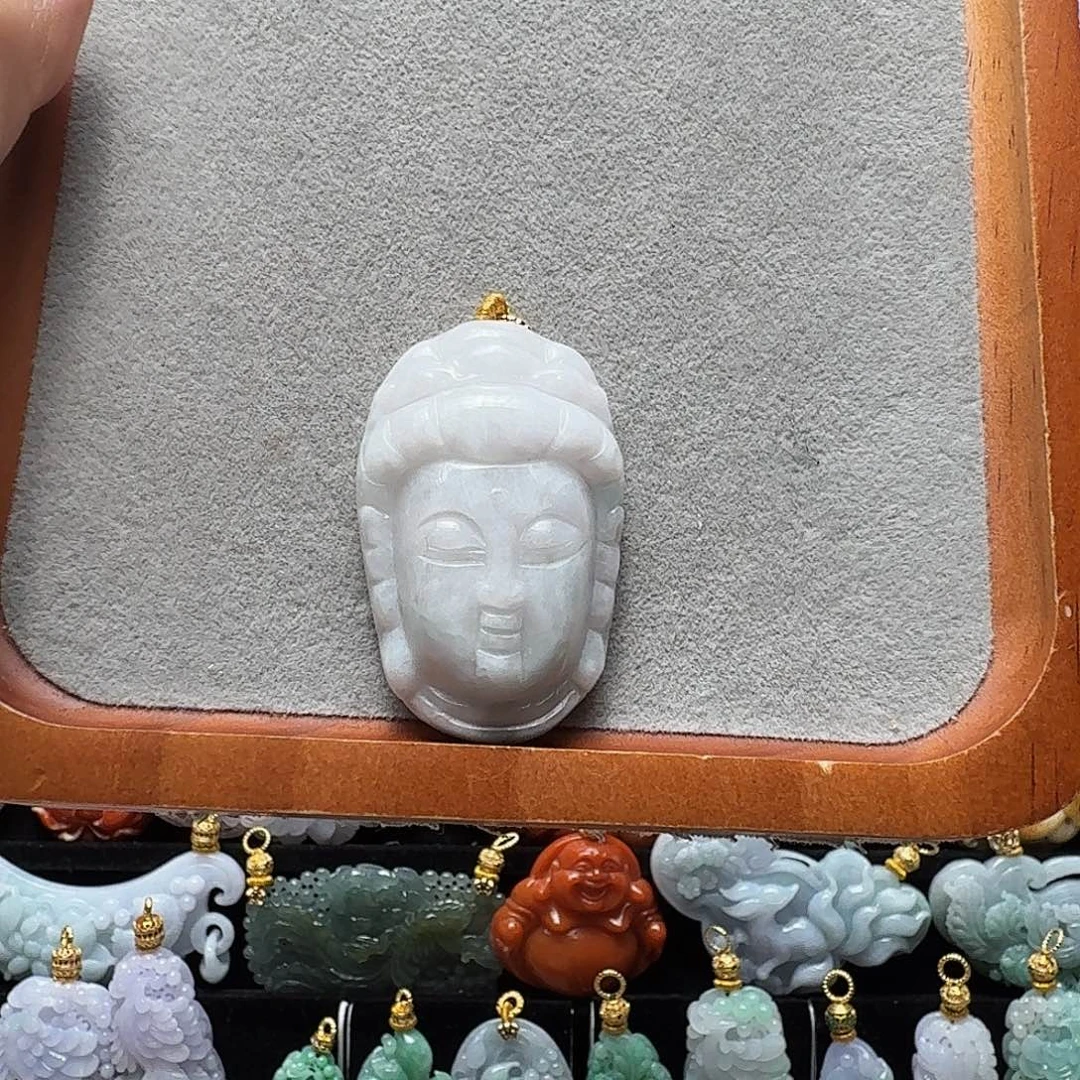 吊坠(赠链)未镶嵌翡翠
