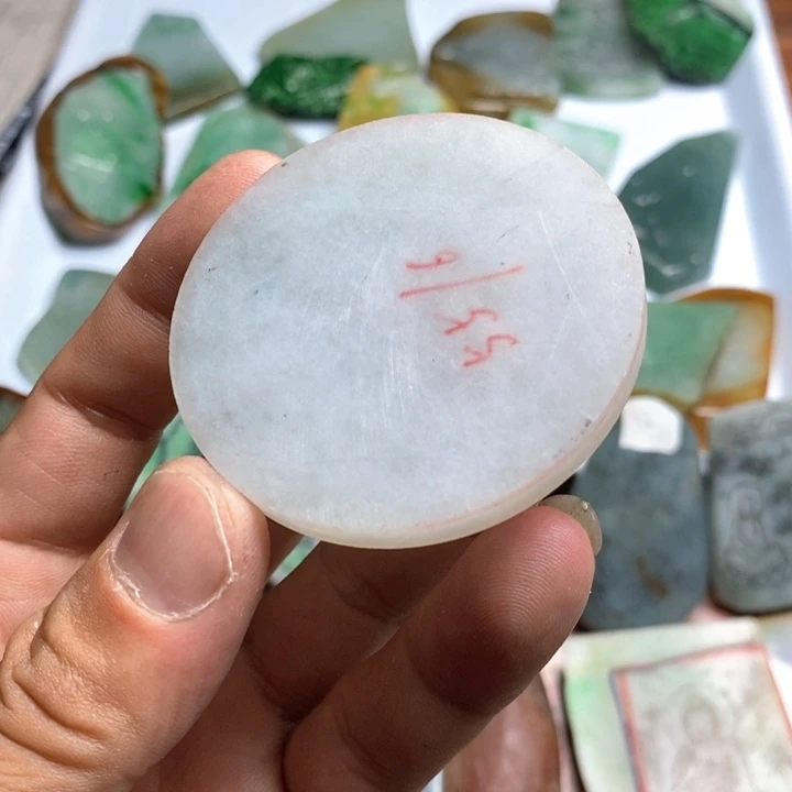 未镶嵌定制翡翠天然翡翠包抛光