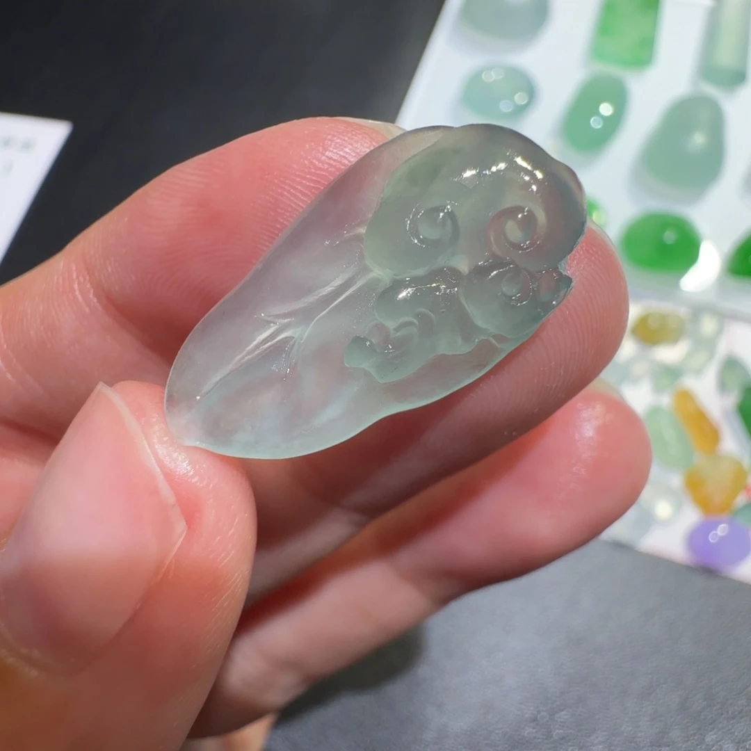 定制翡翠未镶嵌高冰蓝如意树叶