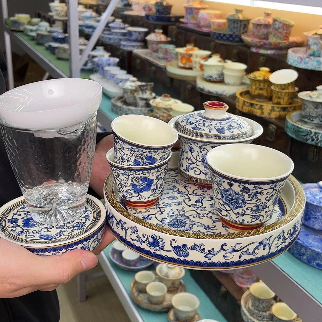 祝我们成为更好的人