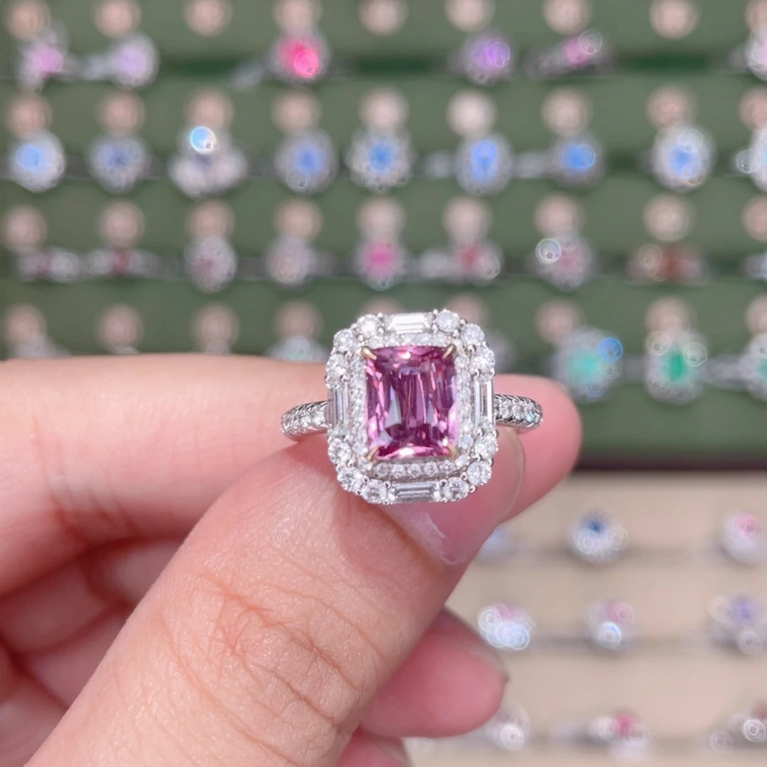 彩色蓝宝石戒指18K金镶嵌2.05ct 无烧帕帕