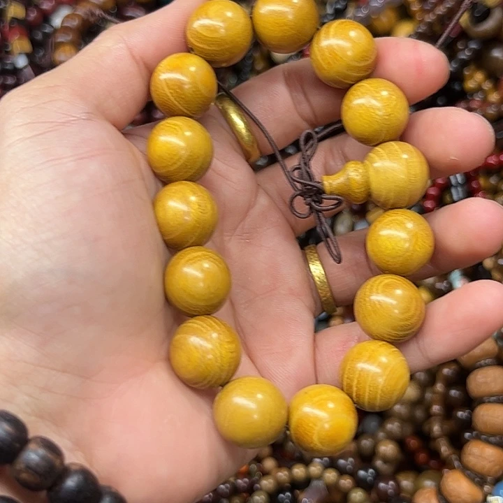 维腊木（绿檀）无事牌