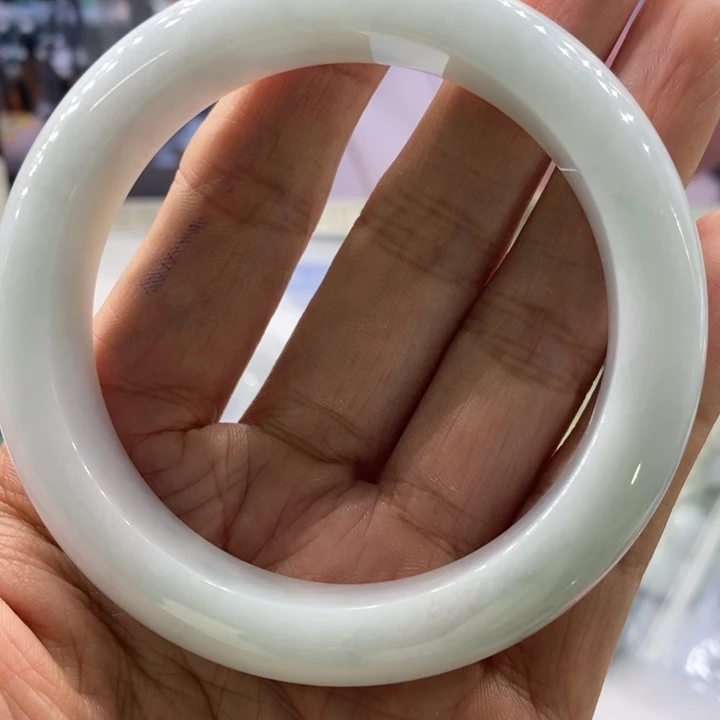 鱼***）翡翠未镶嵌吊坠(不含链)3036