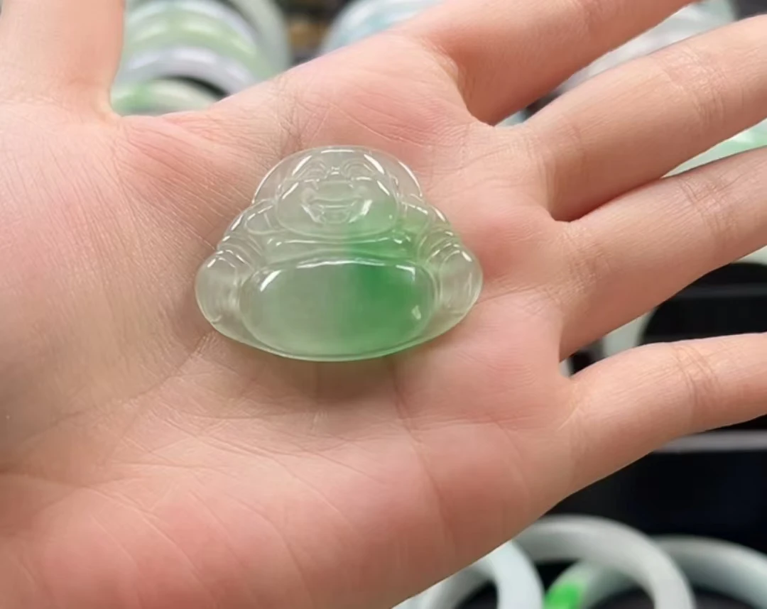 冰种飘绿佛公女士气质百搭礼物