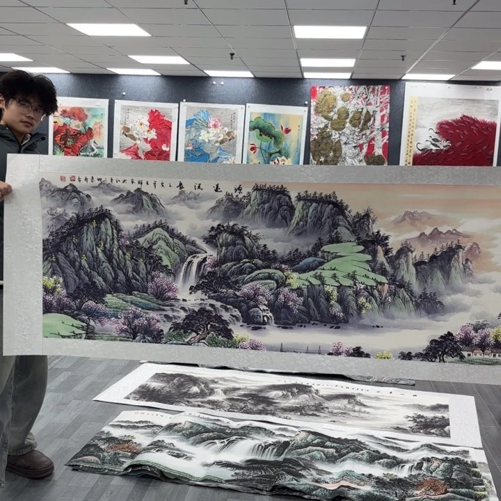 字画等多种形式的艺术作品和艺术作品