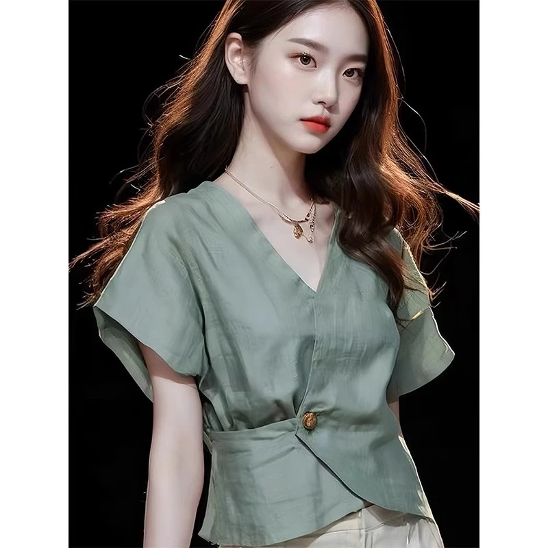 绿色短袖衬衫女2025新款夏季气质小衫收腰高级感独特别致雪纺上衣