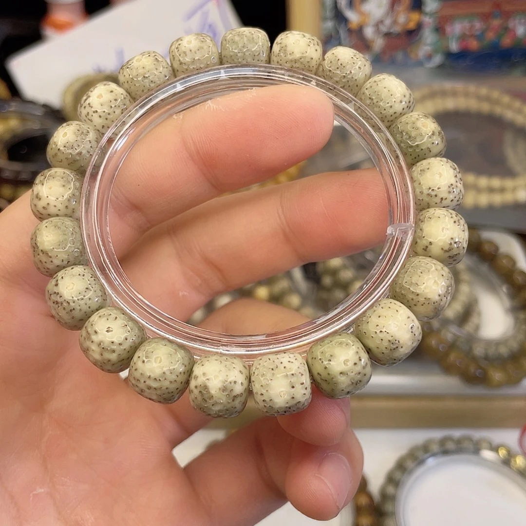 吊坠星月菩提4985