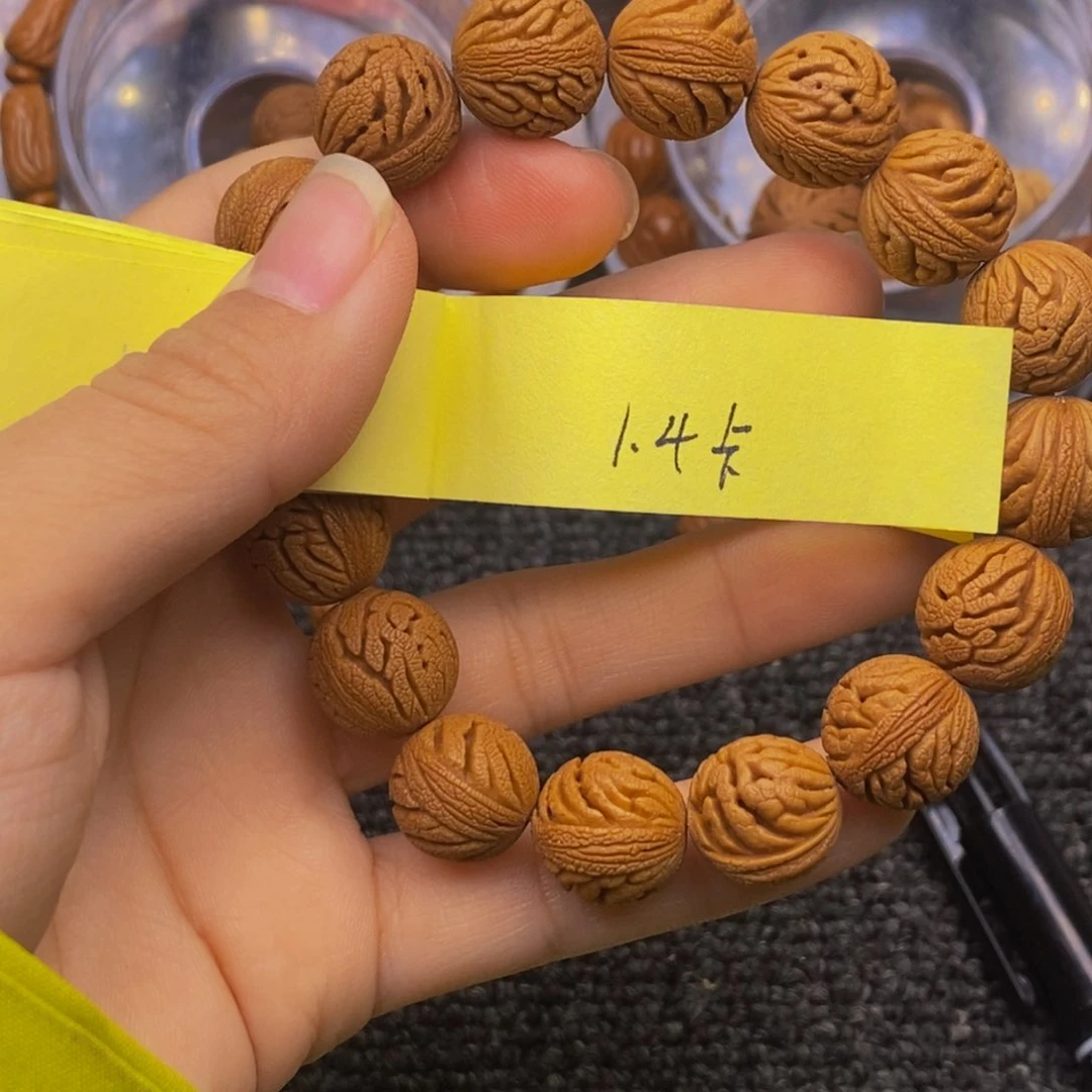 秦岭山脉龙纹 桃核 17