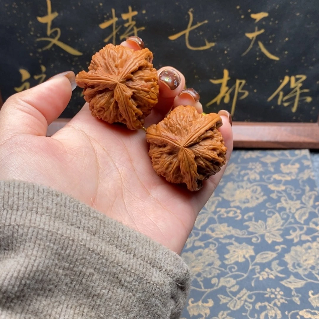 吊坠文玩核桃沧*白狮子